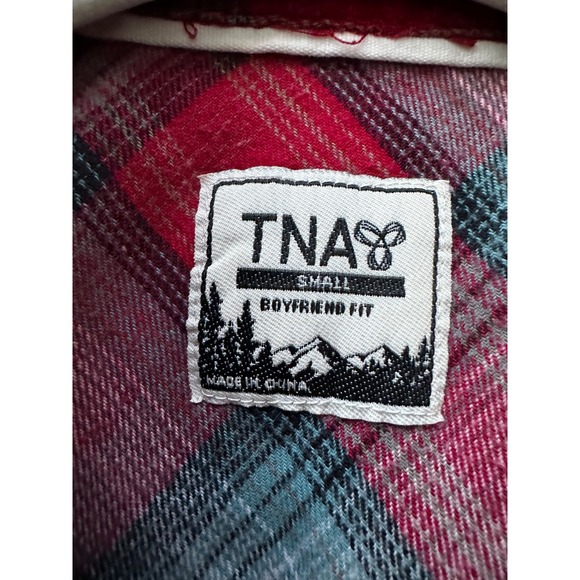 Aritzia TNA Red Plaid Flannel Shirt Women's Small Boyfriend Fit Muppets - Picture 7 of 10